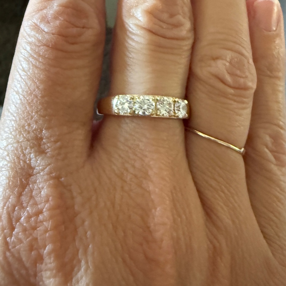 VRAI 14K Yellow Gold Tetrad Ring (Four Round Diamonds)